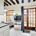 Le Marais Charmant